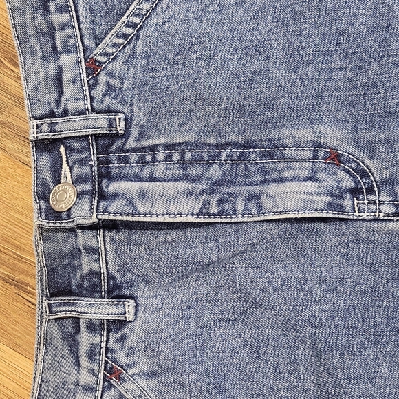 LIMITED JEANS USA DG (D&G) Mini Jean Skirt with Carpenter Loop - Picture 4 of 16